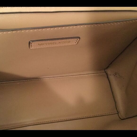 Michael Kors British Tan Pebbled Leather/Satchel - Picture 7 of 9
